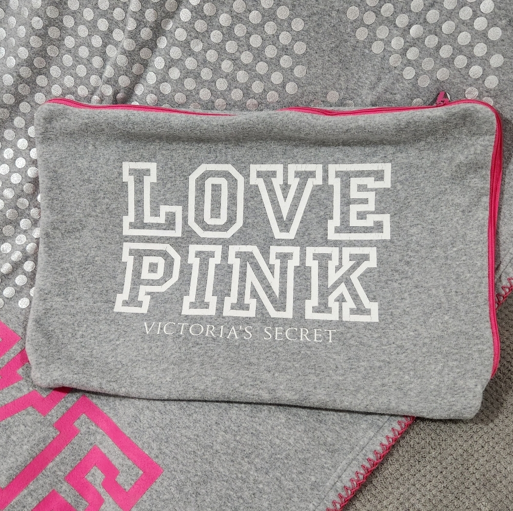 Vintage Victoria's Secret VS PINK Pillow & Blanket Travel Bag Set Monogram Dog - Picture 10 of 11